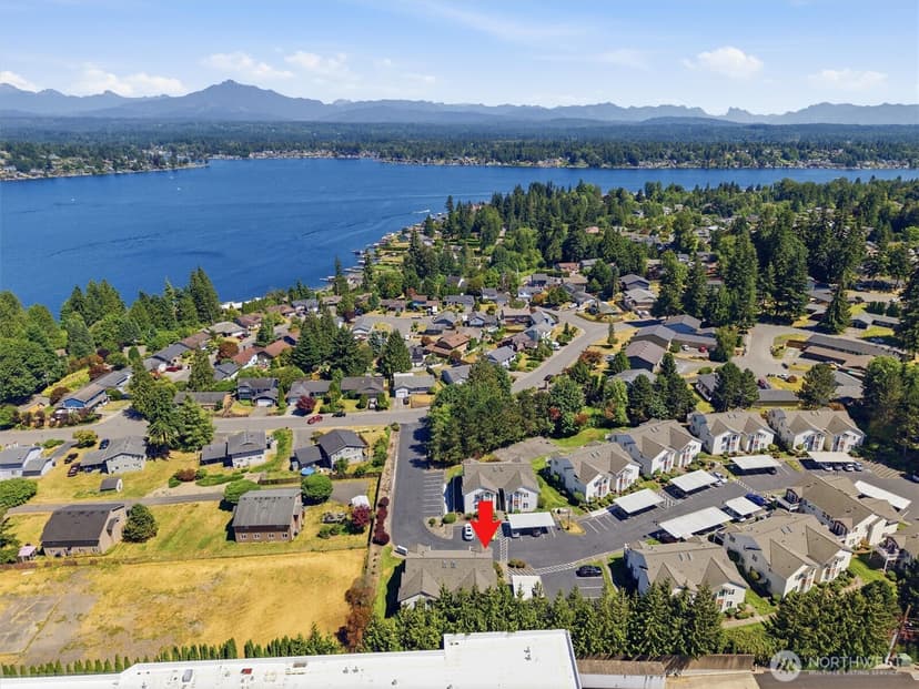Property photo for 800 96th Avenue NE #J202, Lake Stevens photo 6