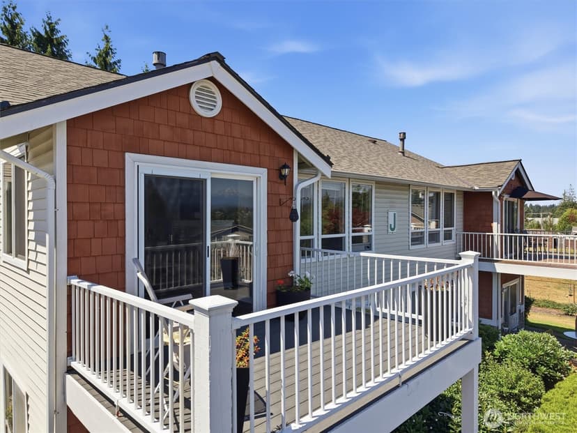 Property photo for 800 96th Avenue NE #J202, Lake Stevens photo 17