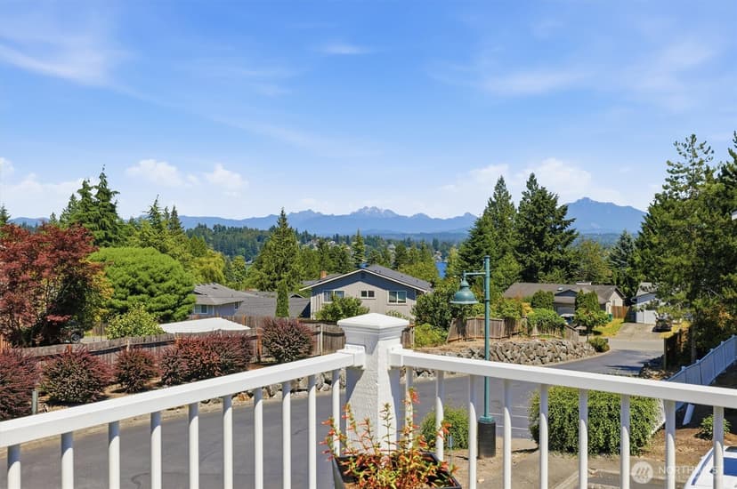 Property photo for 800 96th Avenue NE #J202, Lake Stevens photo 18