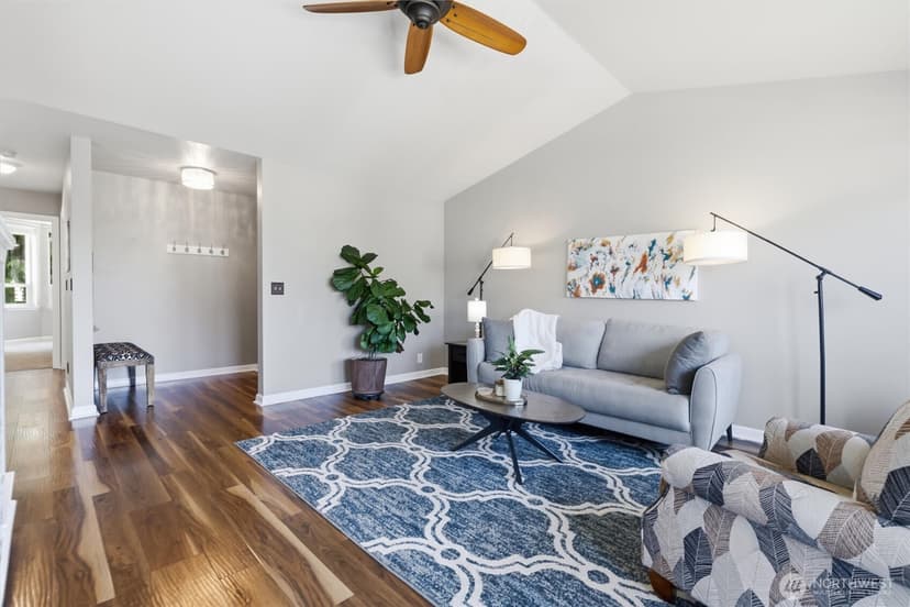Property photo for 800 96th Avenue NE #J202, Lake Stevens photo 14