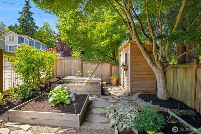 Property photo for 5442 30th Avenue SW, Seattle photo 5