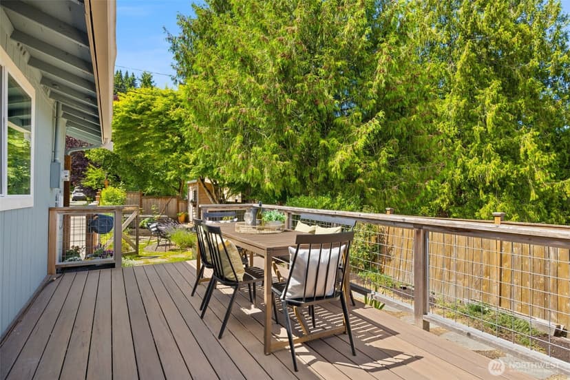 Property photo for 5442 30th Avenue SW, Seattle photo 9