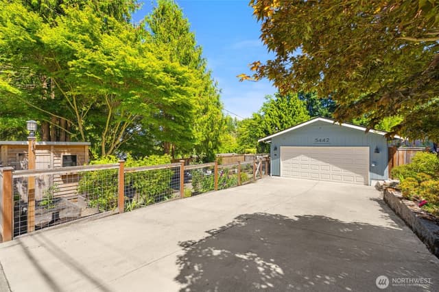 Property photo for 5442 30th Avenue SW, Seattle photo 3