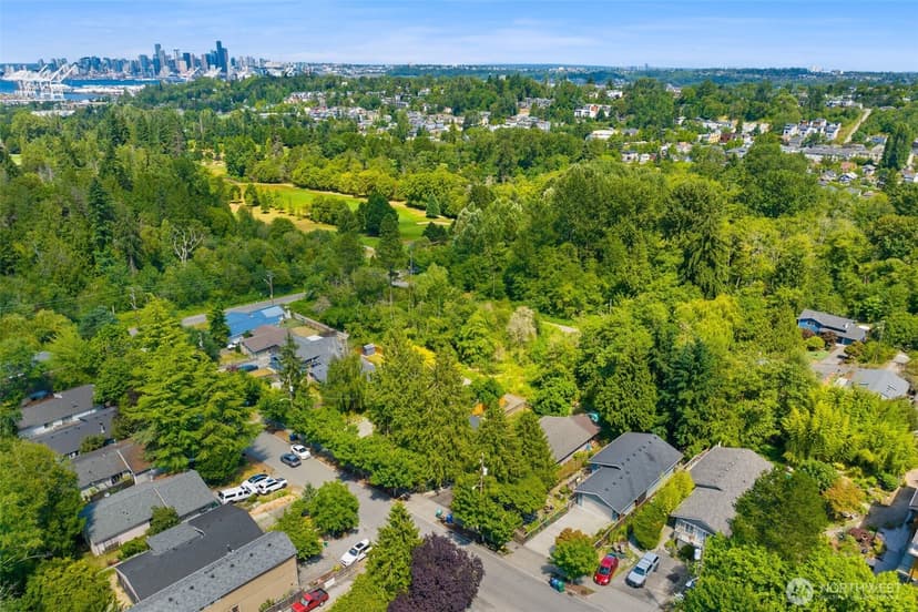 Property photo for 5442 30th Avenue SW, Seattle photo 39