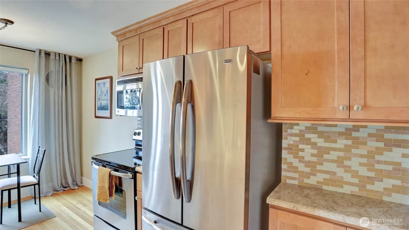 Property photo for 530 W Olympic Place #304, Seattle photo 10