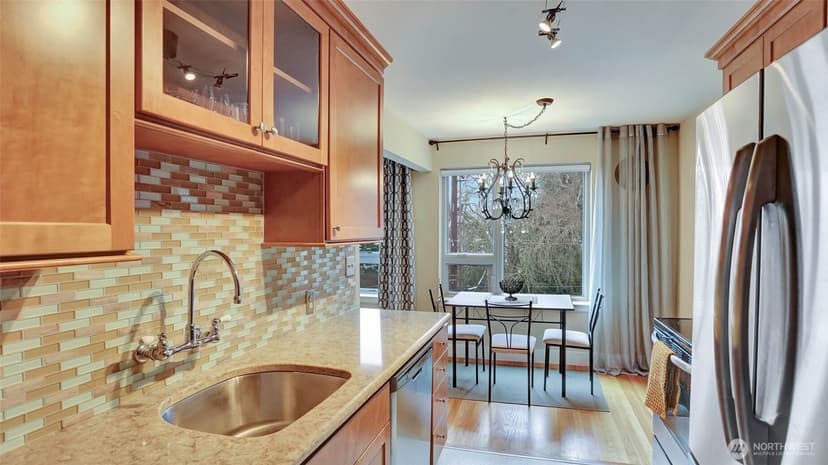 Property photo for 530 W Olympic Place #304, Seattle photo 11