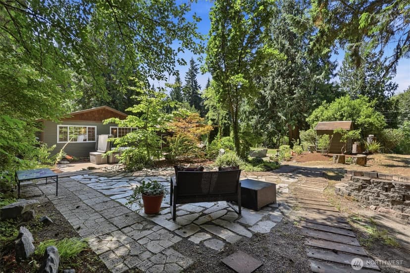 Property photo for 7524 Maltby Road, Woodinville photo 28