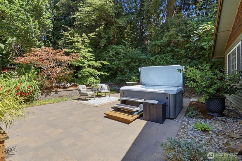 Property photo for 7524 Maltby Road, Woodinville photo 23