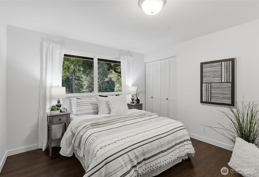 Property photo for 7524 Maltby Road, Woodinville photo 12