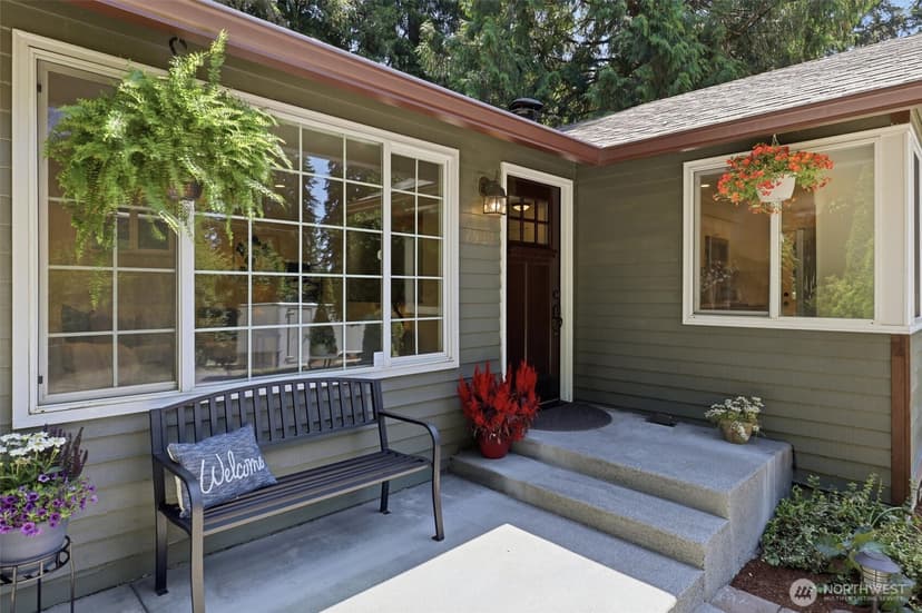 Property photo for 7524 Maltby Road, Woodinville photo 3