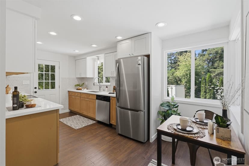 Property photo for 7524 Maltby Road, Woodinville photo 8