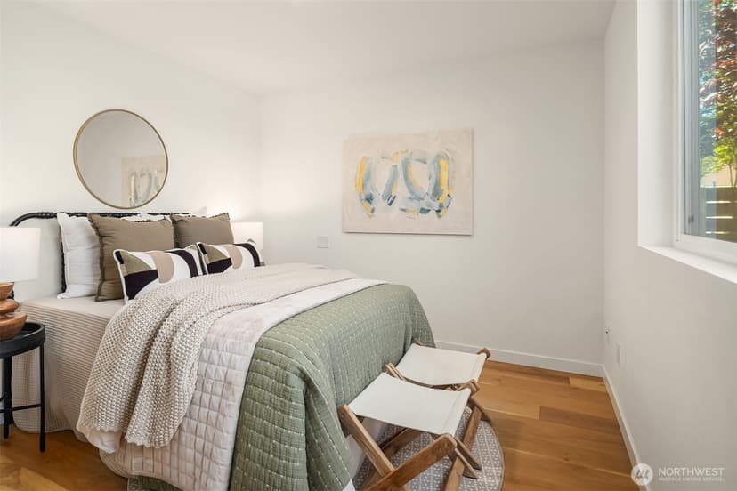 Property photo for 2723 Yale Terrace Avenue E, Seattle photo 29