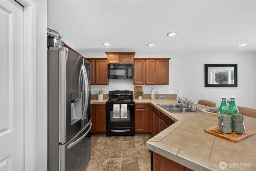 Property photo for 24066 SE 262nd Place, Maple Valley photo 8