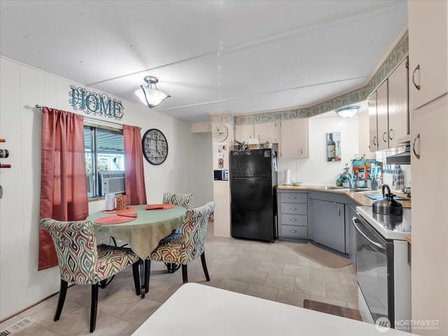 Property photo for 18501 52nd Avenue W #29, Lynnwood photo 5