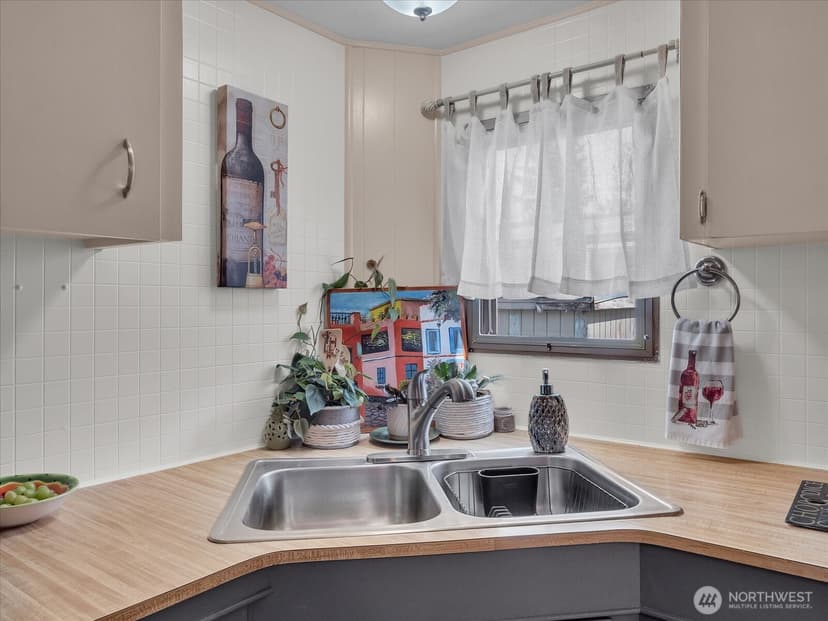 Property photo for 18501 52nd Avenue W #29, Lynnwood photo 8