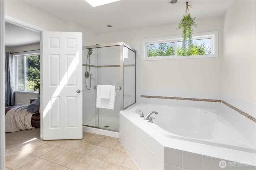 Property photo for 20905 37th Avenue SE, Bothell photo 27