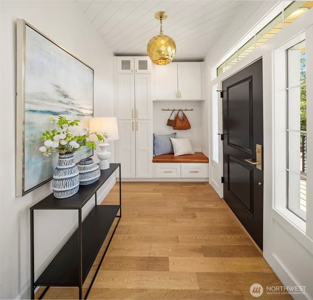 Property photo for 738 N 73rd Street, Seattle photo 4