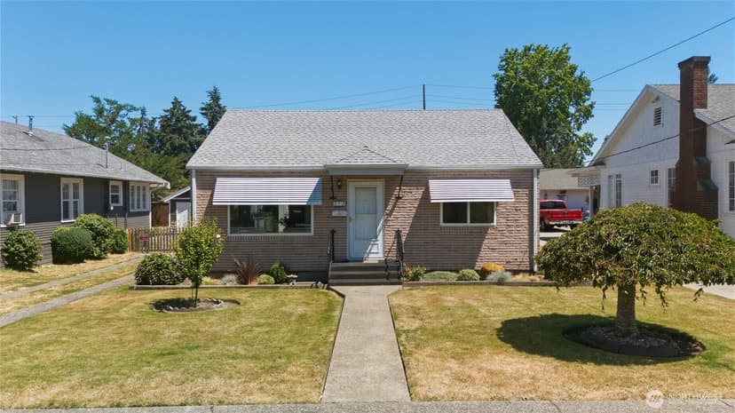 Property photo for 212 L Street SE, Auburn