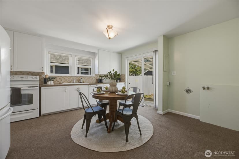 Property photo for 212 L Street SE, Auburn photo 8