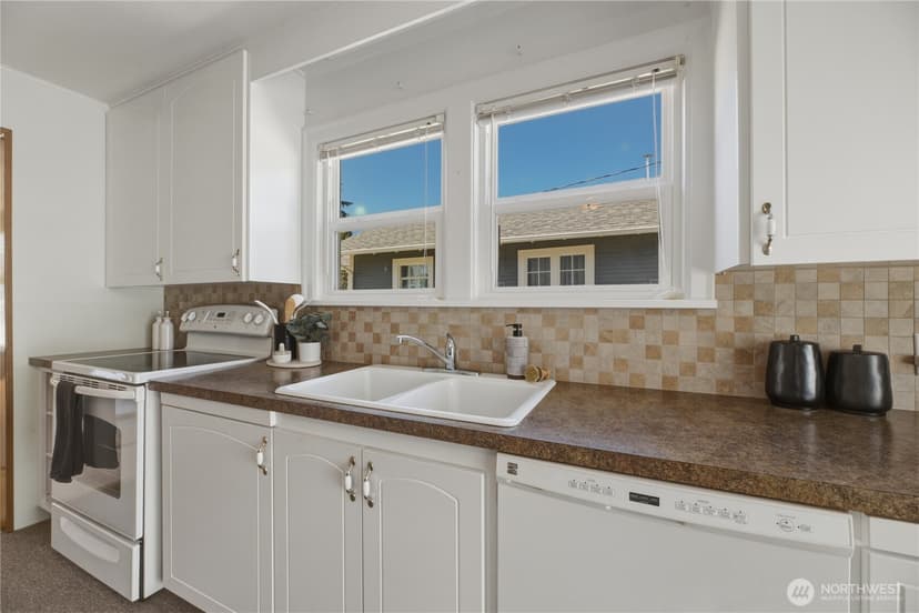 Property photo for 212 L Street SE, Auburn photo 11