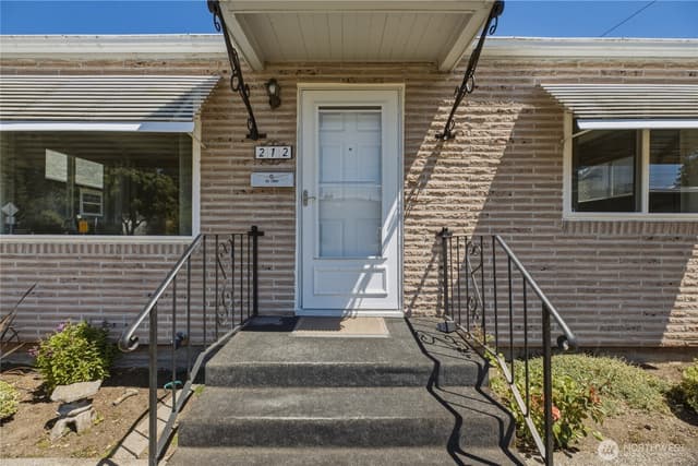 Property photo for 212 L Street SE, Auburn photo 4