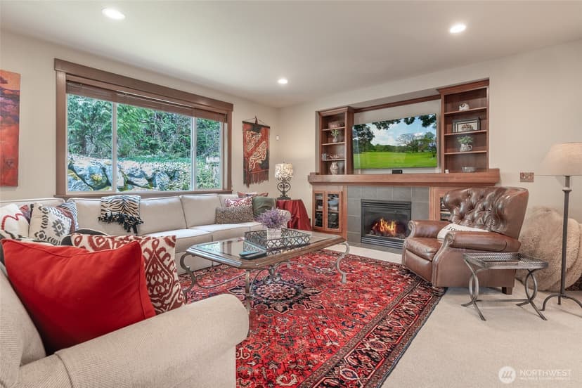 Property photo for 20229 134th Avenue NE, Woodinville photo 4