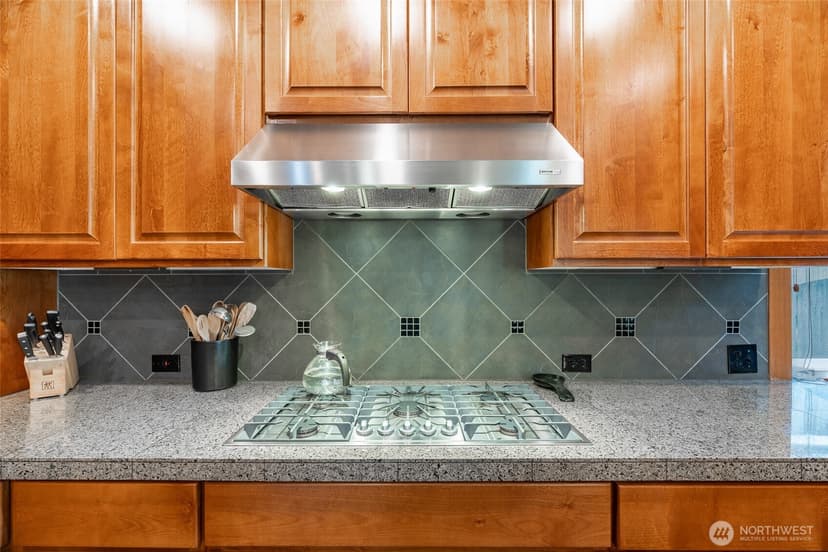 Property photo for 20229 134th Avenue NE, Woodinville photo 14