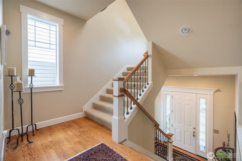 Property photo for 20229 134th Avenue NE, Woodinville photo 8