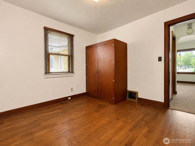 Property photo for 1120 Lincoln Avenue, Bremerton photo 23