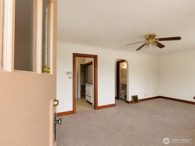 Property photo for 1120 Lincoln Avenue, Bremerton photo 9