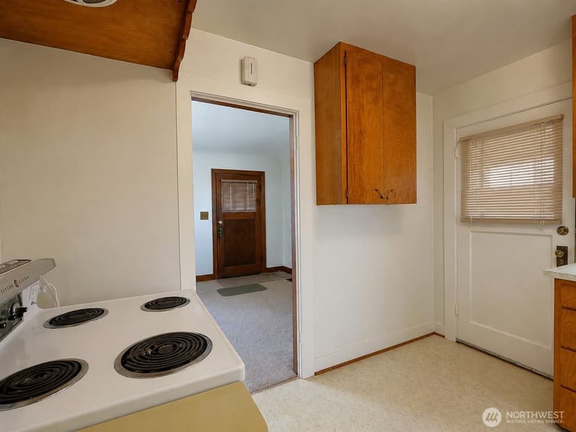 Property photo for 1120 Lincoln Avenue, Bremerton photo 17