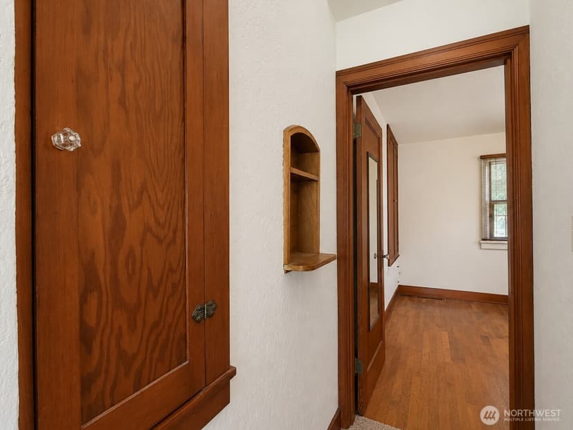Property photo for 1120 Lincoln Avenue, Bremerton photo 18