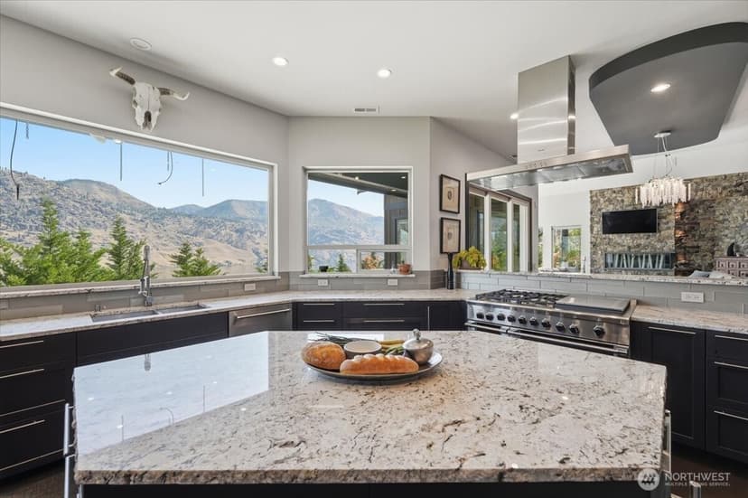 Property photo for 206 Mountain Lake Lane, Chelan photo 28