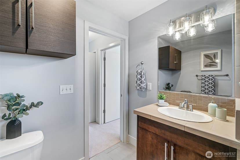 Property photo for 3028 SW Avalon Way #B, Seattle photo 18
