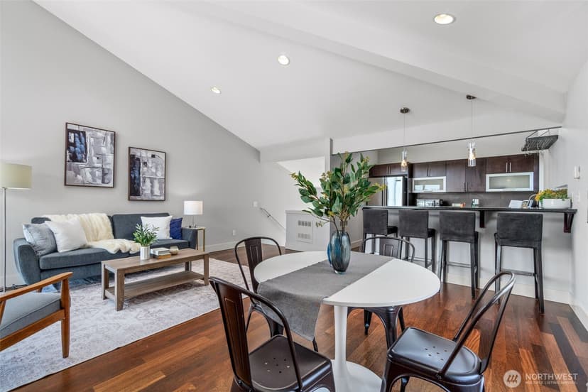 Property photo for 3028 SW Avalon Way #B, Seattle photo 10