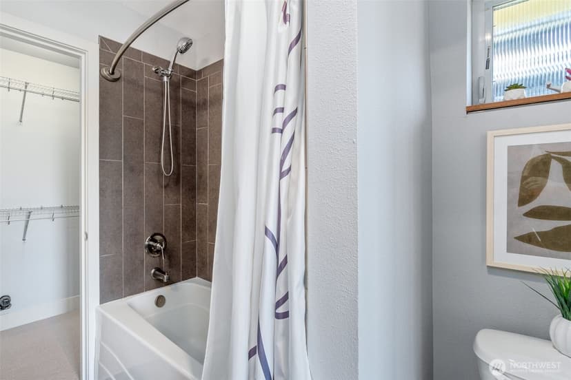 Property photo for 3028 SW Avalon Way #B, Seattle photo 22