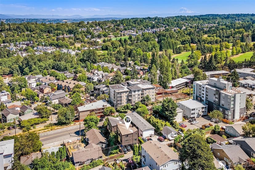 Property photo for 3028 SW Avalon Way #B, Seattle photo 34