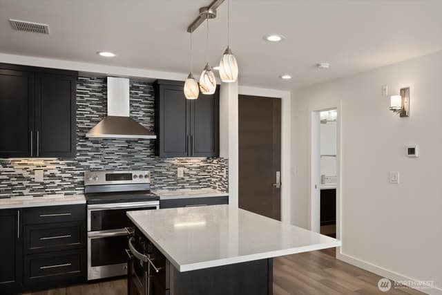Property photo for 2125 Western Avenue #3, Seattle photo 5