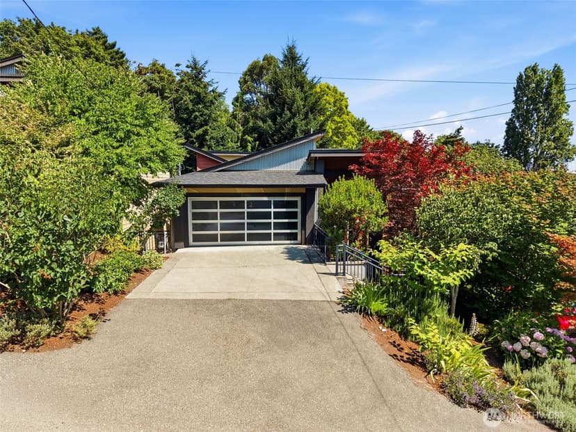 Property photo for 3046 SW Manning Street, Seattle photo 35
