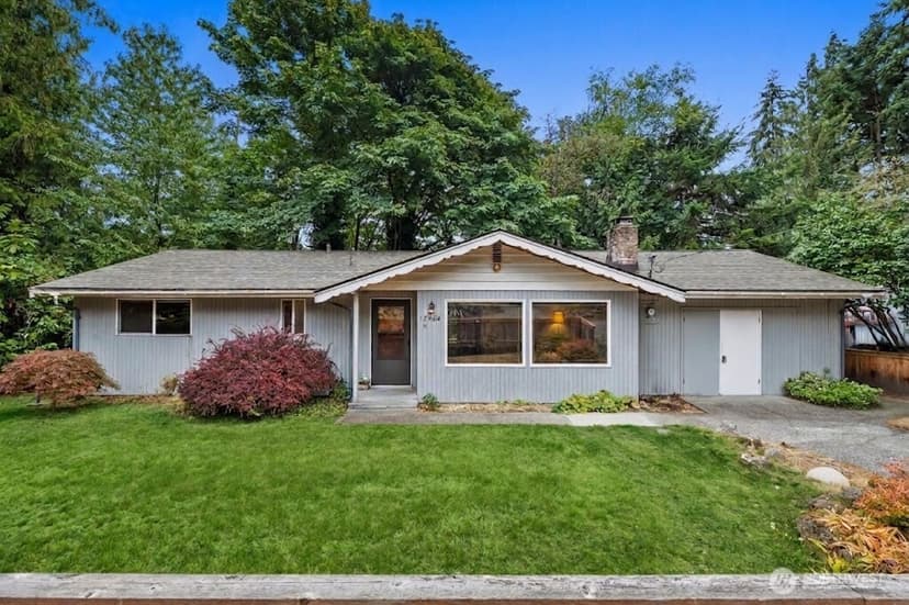 Property photo for 19524 14th Avenue NE, Shoreline