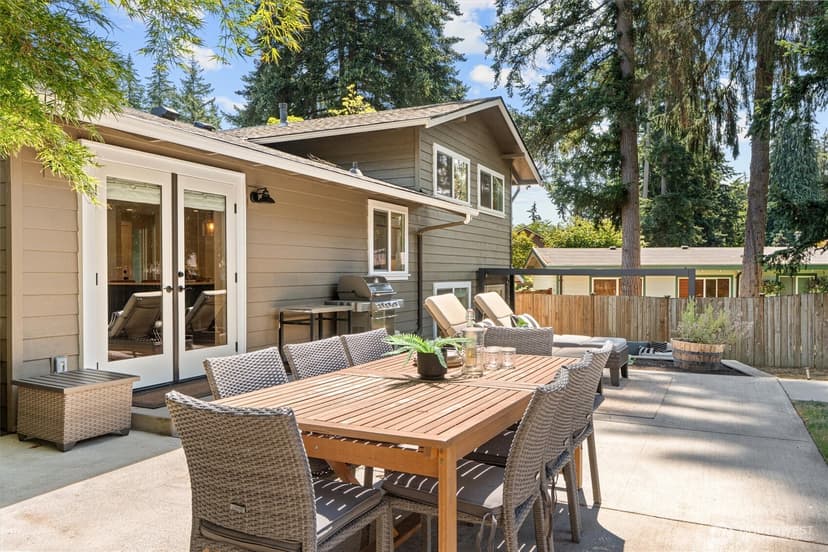 Property photo for 14205 119th Avenue NE, Kirkland photo 33