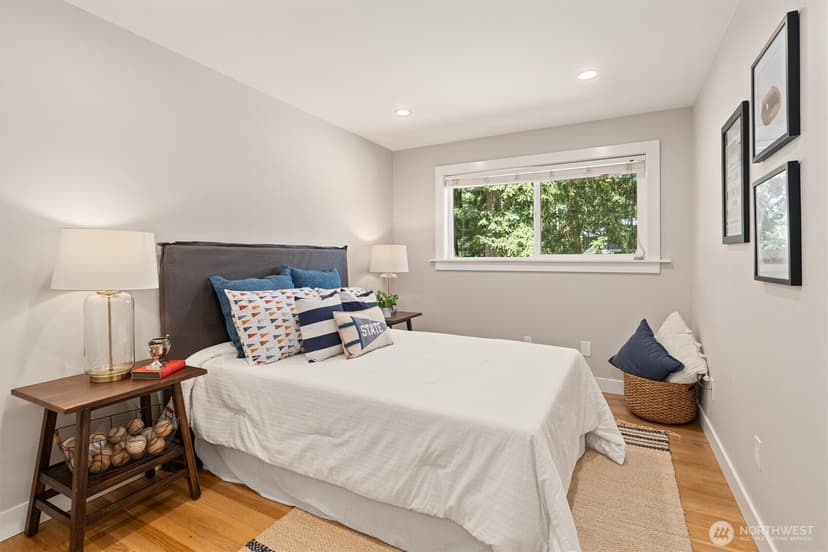 Property photo for 14205 119th Avenue NE, Kirkland photo 25