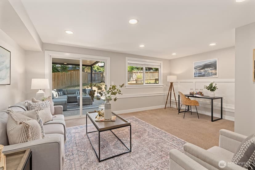 Property photo for 14205 119th Avenue NE, Kirkland photo 30