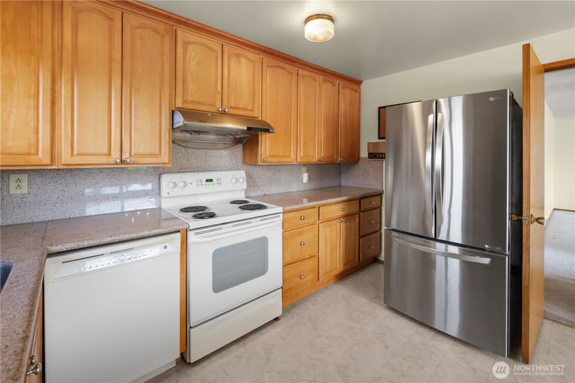 Property photo for 6100 28th Avenue S, Seattle photo 8