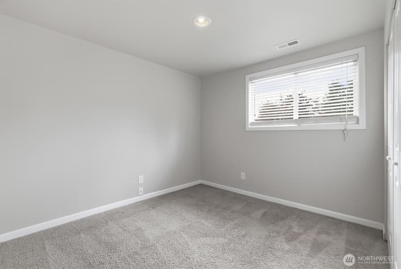 Property photo for 2819 N Mullen Street, Tacoma photo 20