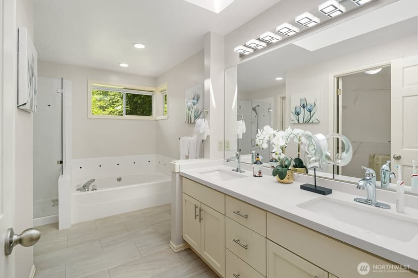 Property photo for 4020 262nd Place SE, Sammamish photo 24