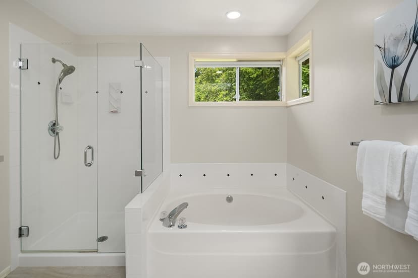 Property photo for 4020 262nd Place SE, Sammamish photo 25