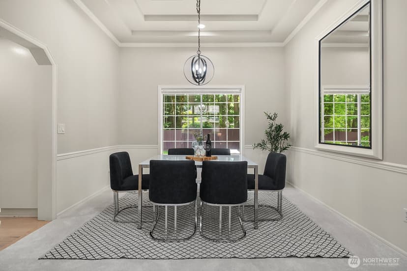 Property photo for 4020 262nd Place SE, Sammamish photo 8