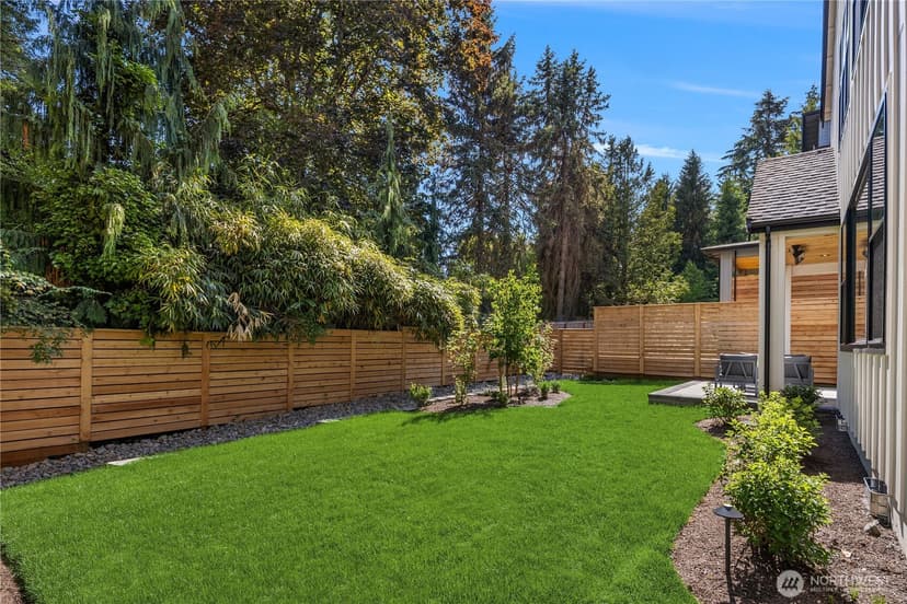 Property photo for 10223 NE 24th Street, Bellevue photo 31