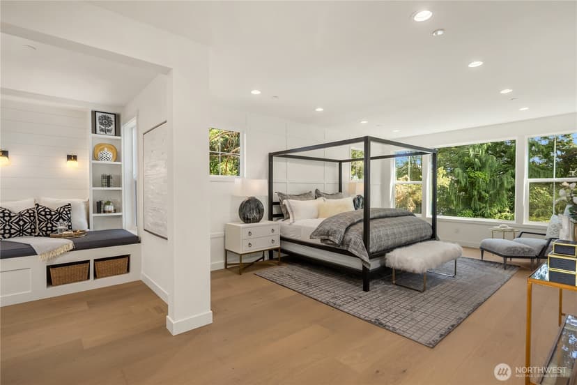 Property photo for 10223 NE 24th Street, Bellevue photo 14